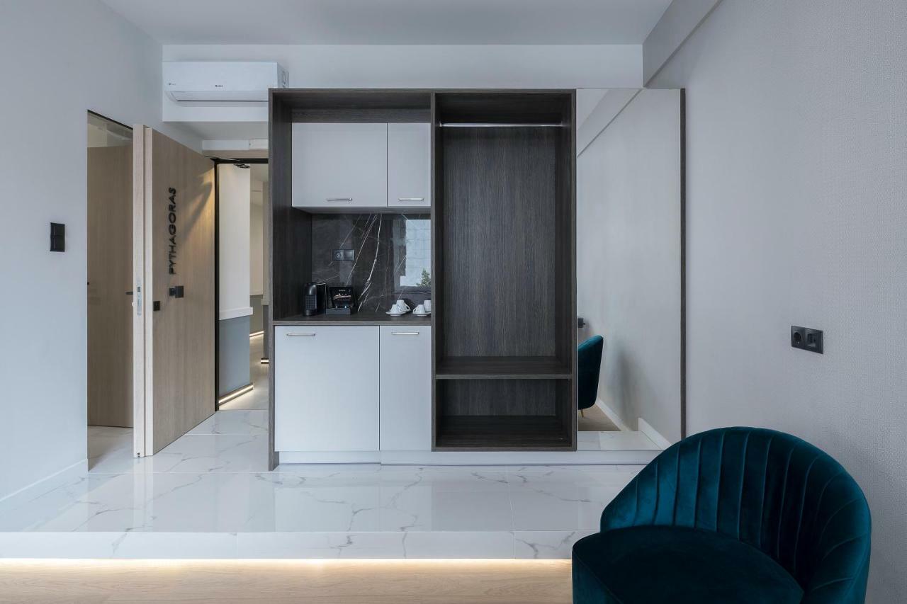 Philosofia Athens Suites Экстерьер фото