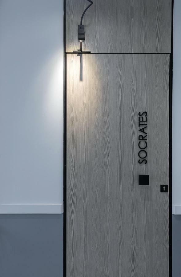 Philosofia Athens Suites Экстерьер фото